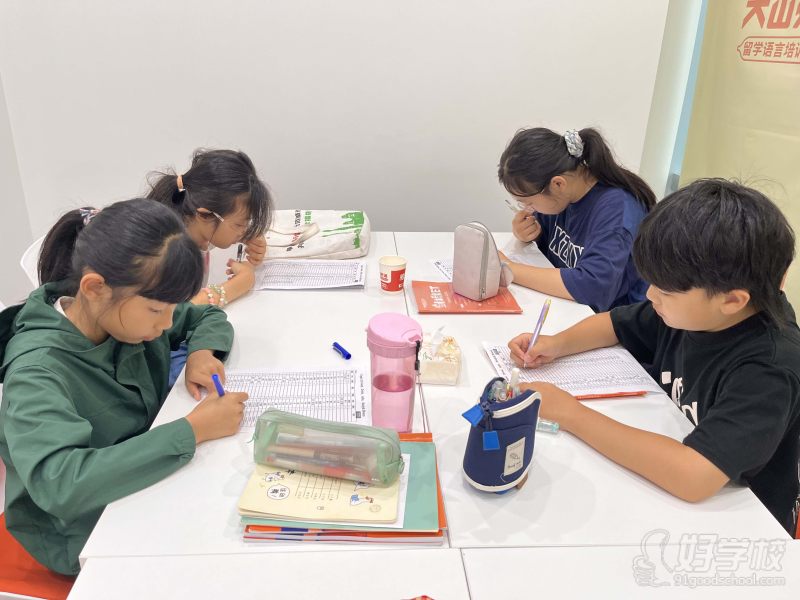 KET专项备考班教学现场