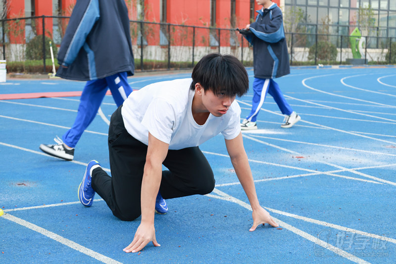 田径训练