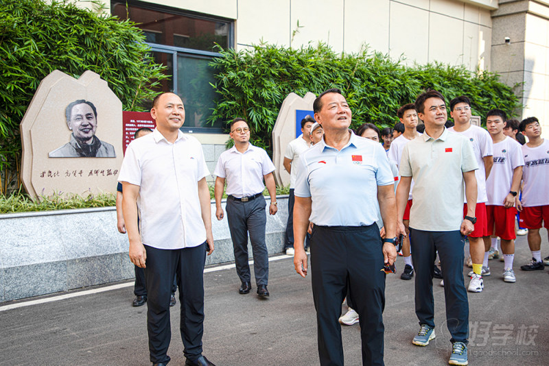 奥运冠军进校园