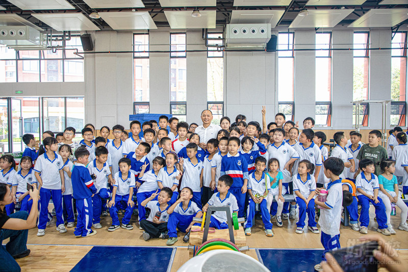 奥运冠军进校园