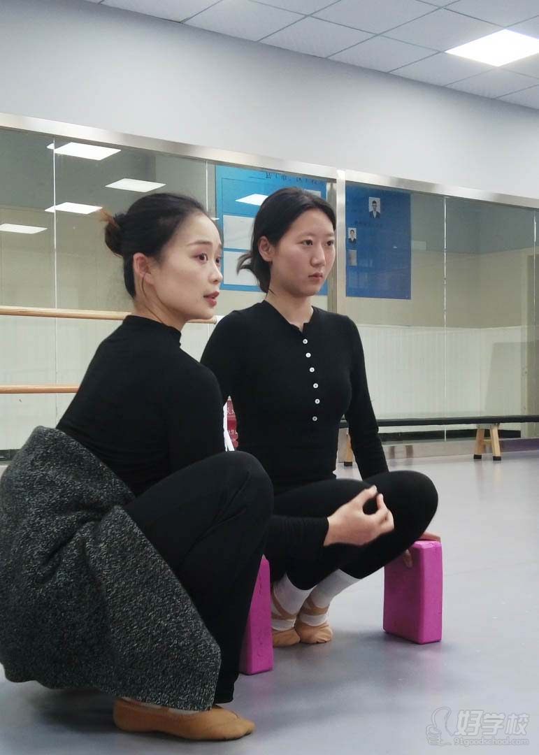 舞蹈教学现场