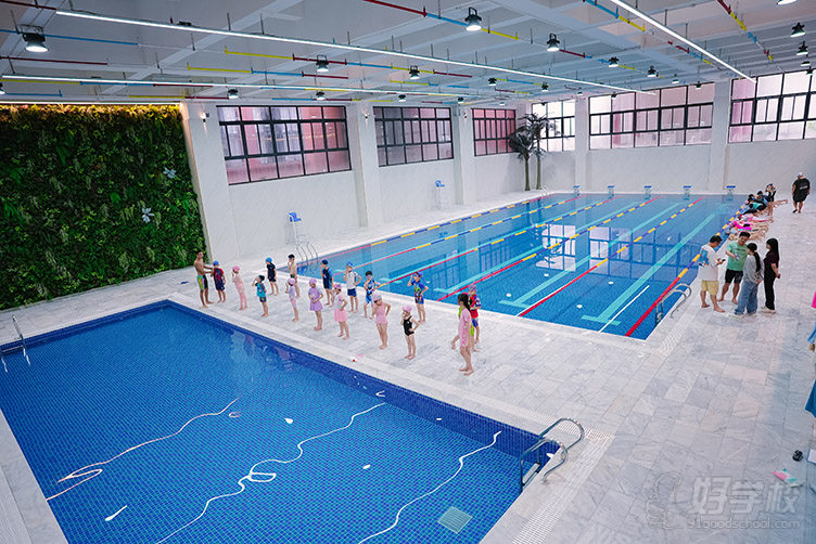 恒温游泳馆