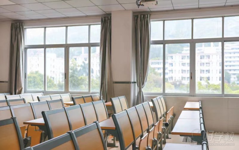 课室环境