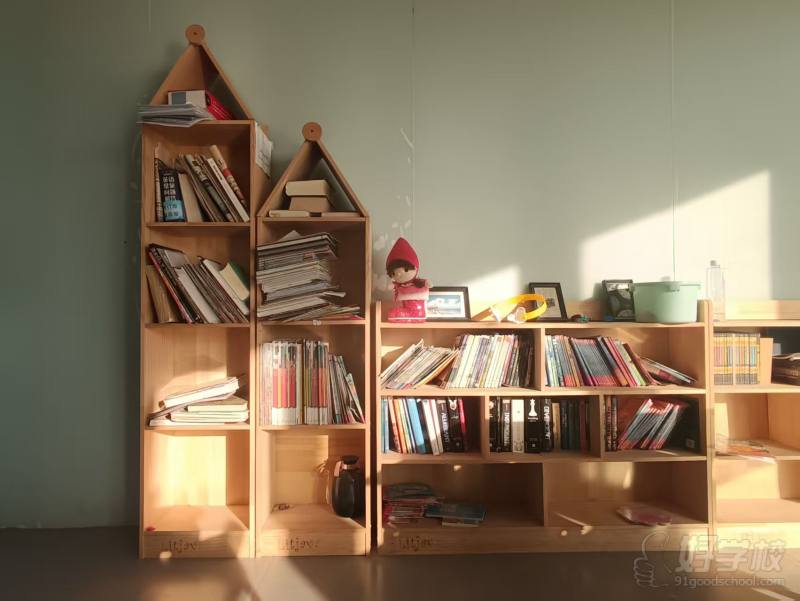 金泉广场校区环境