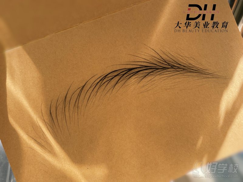 纹绣半永久作品展示