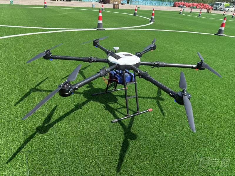 多旋翼中型无人机