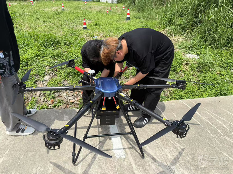 无人机安全检查