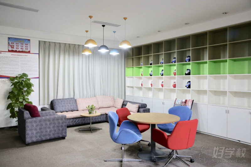 心理咨询师驻校