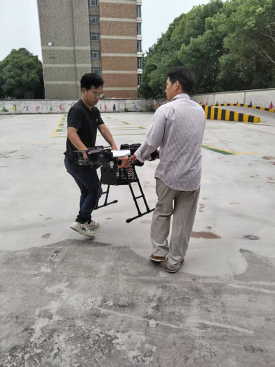 钱塘青鸟