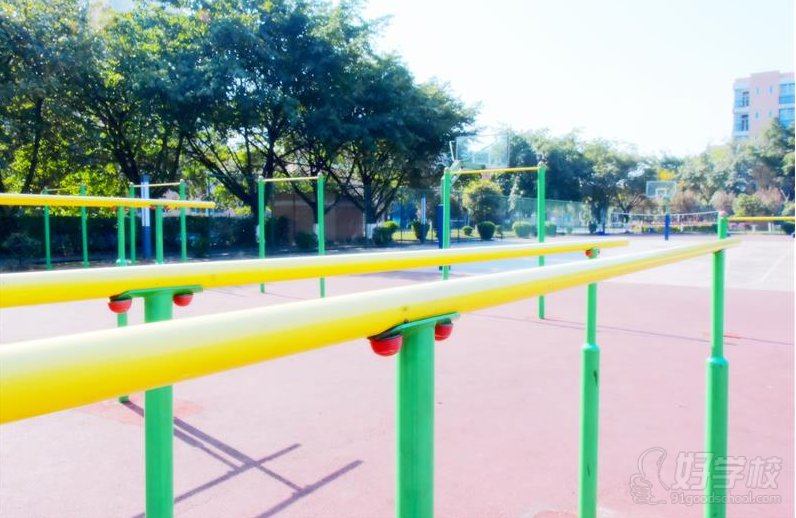 体育器材训练场地