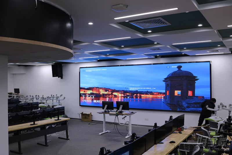 智慧课堂实验室