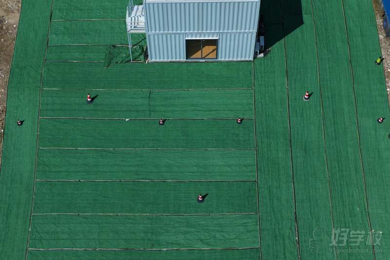 训练场地 (2)