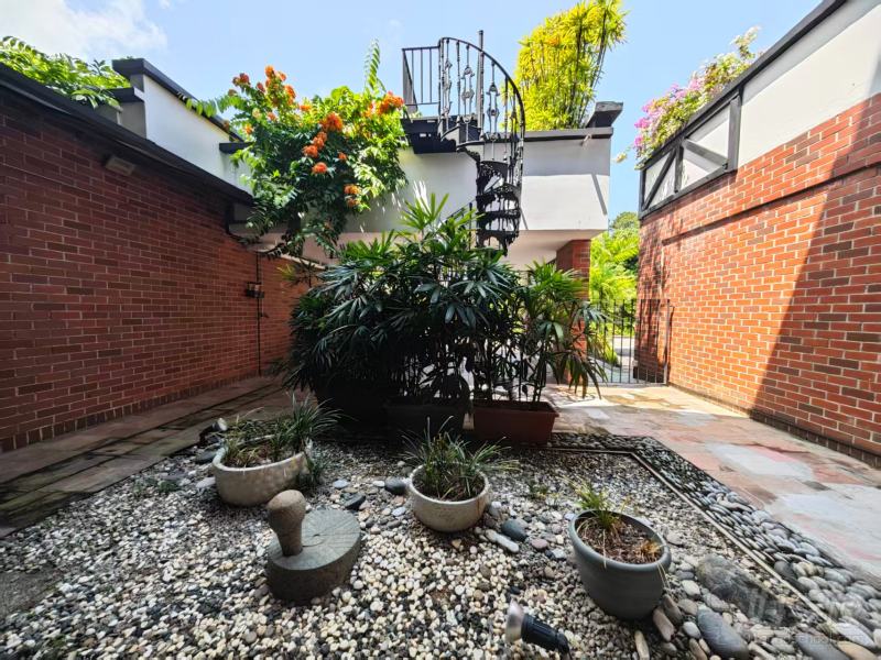 办公楼外部环境