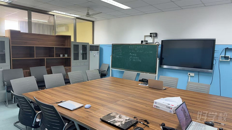 金教院理论教室