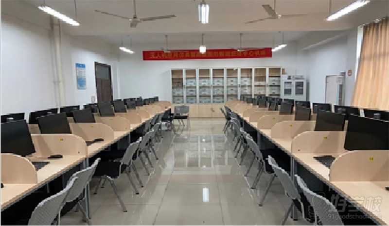 无人机实训中型