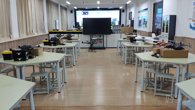 无人机应用技术实训室