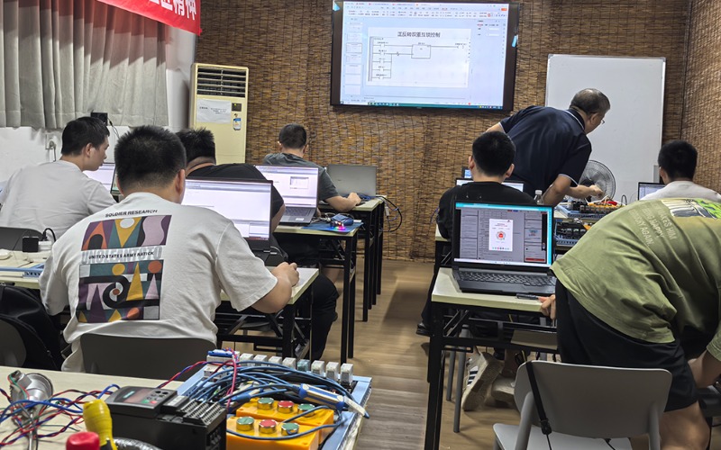 成都西门子plc技能提升培训班
