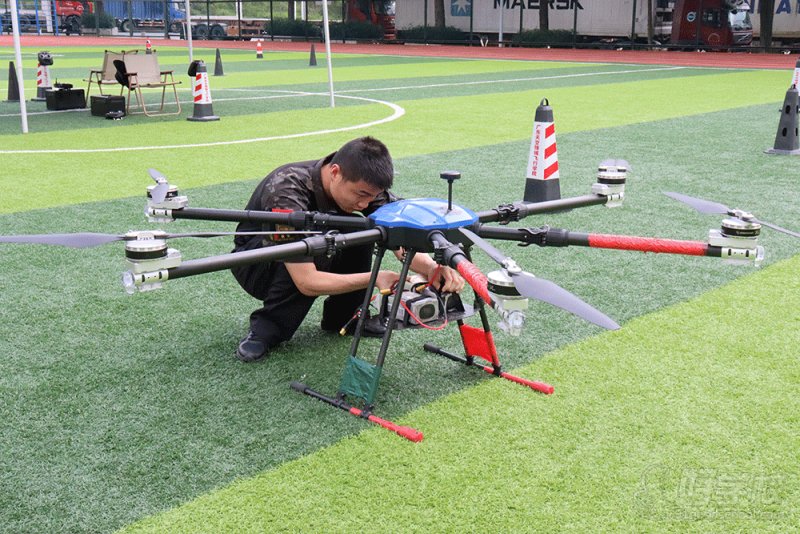 教学场景-户外实训3