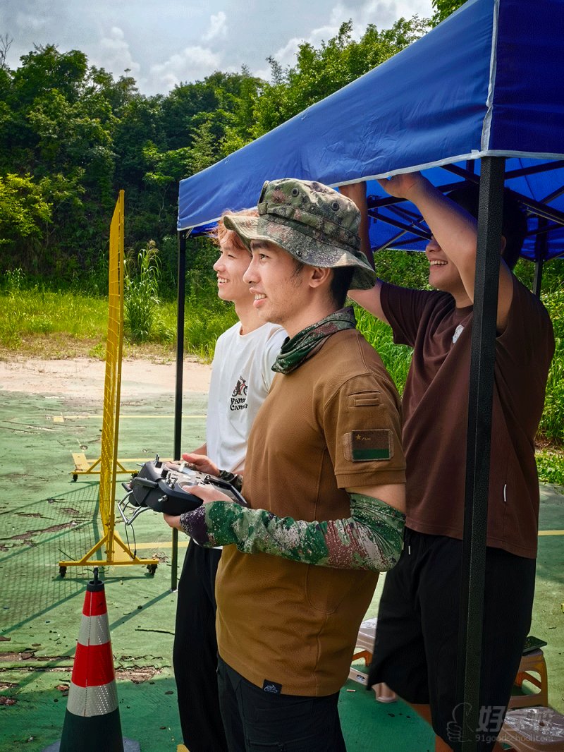 教学场景-户外实训2