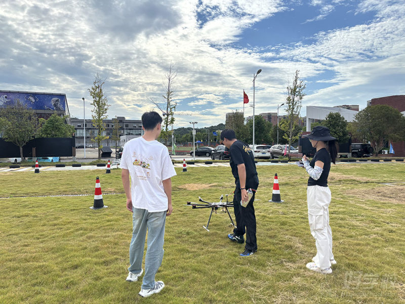 无人机教学场景