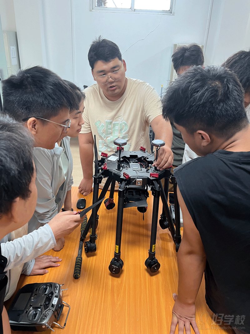 装调检修课程教学现场