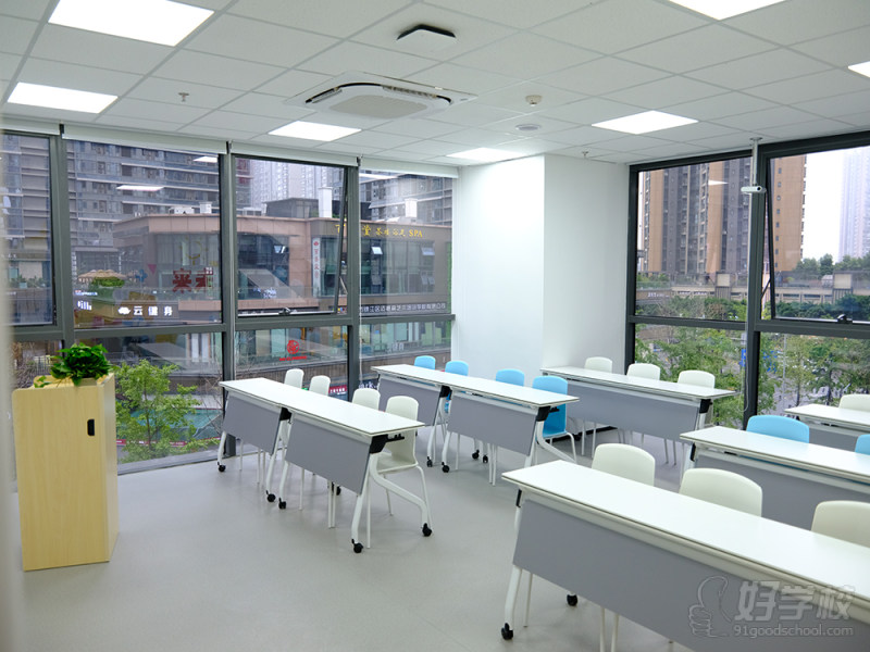 攀成钢校区教学环境