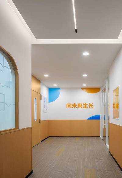 白云黄边校区