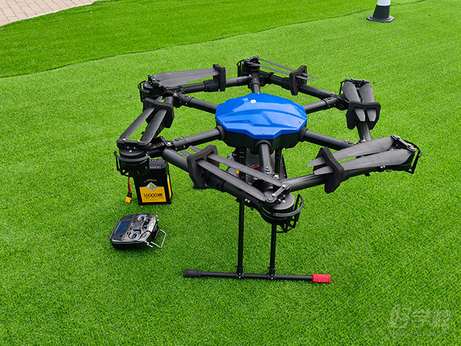 四类超视距教练机--