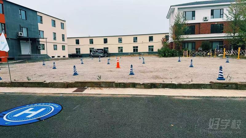 无人机教学现场