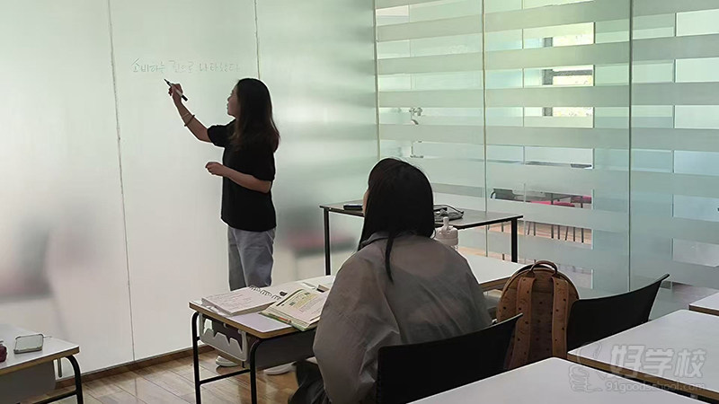 小语种教学现场