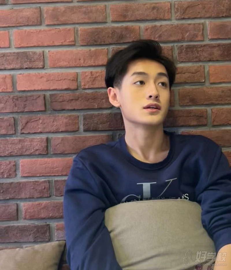 金奕，青岛66中，浙