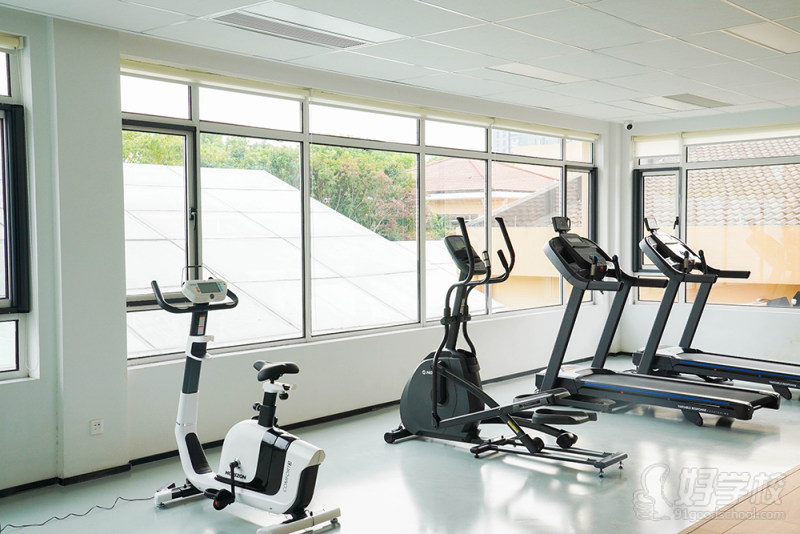 室内健身房