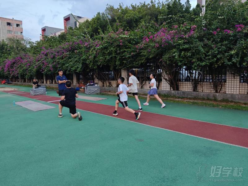 川师狮子山上课现场