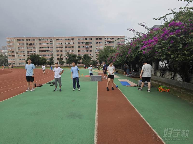 川大望江校区上课现场