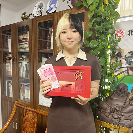 刘钰佳--中央戏剧学