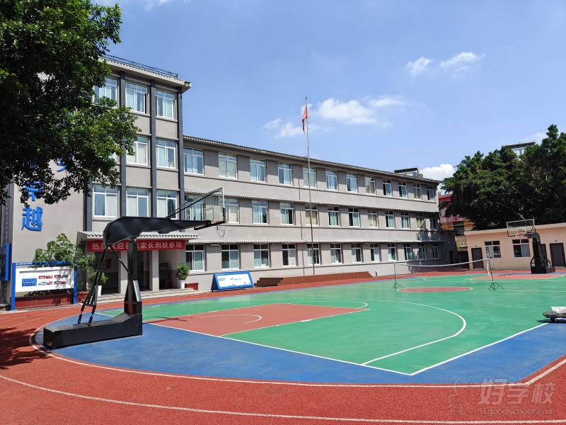学校外观