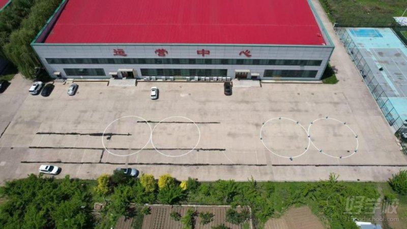 训练场俯拍图