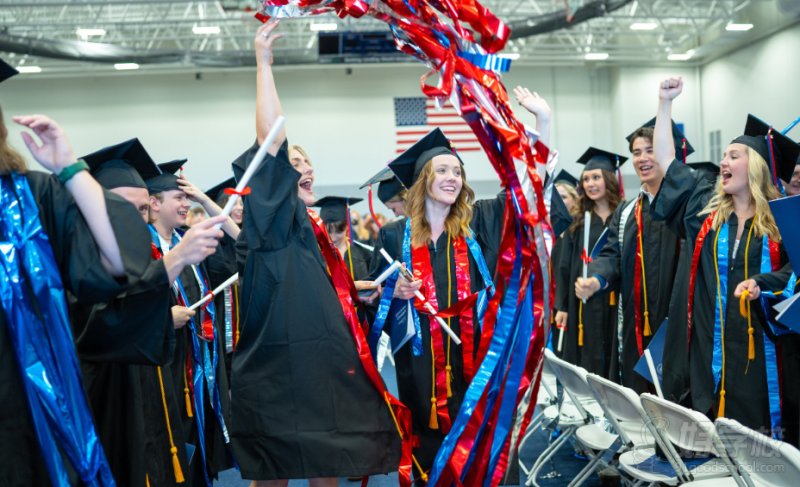雪兰多大学现场图
