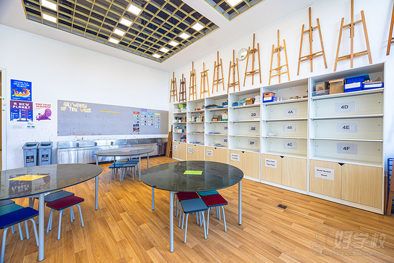 小学美术教室