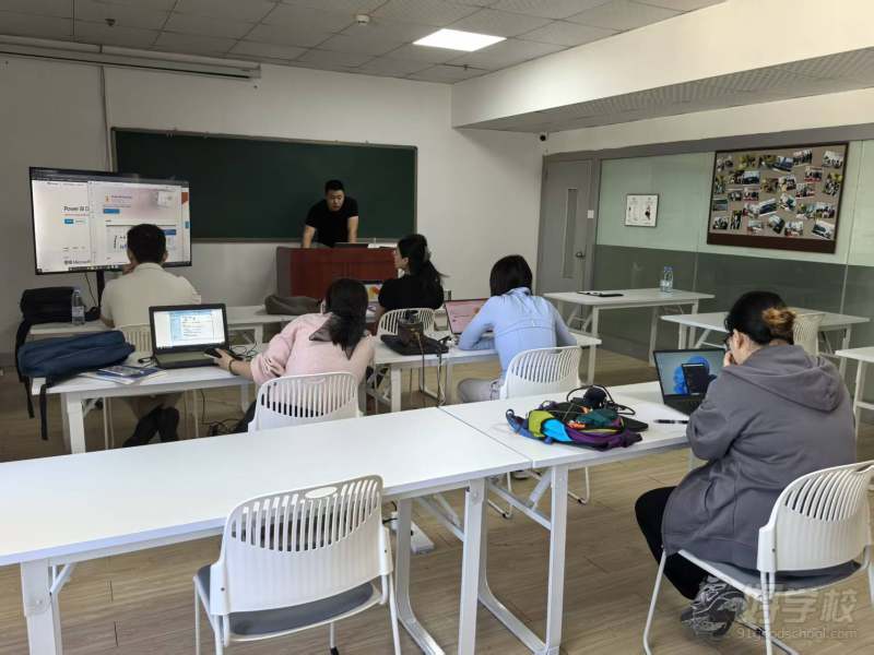 教学场景-小班授课2
