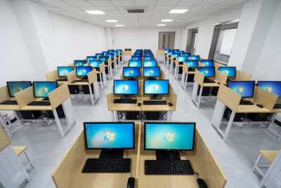 奉贤海浪路总校区