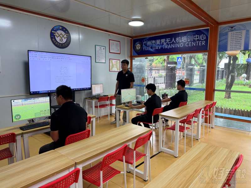 理论教学-多媒体教室