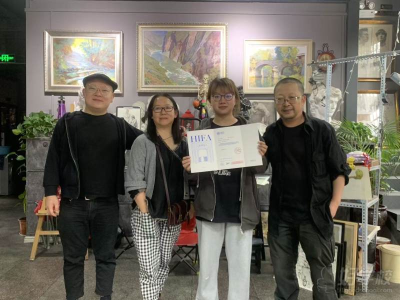 陈姣颖考入湖北美院