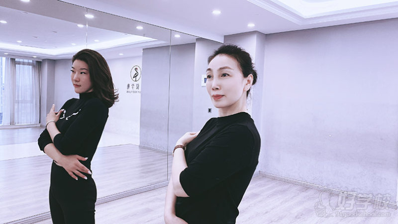 成人模特教学现场