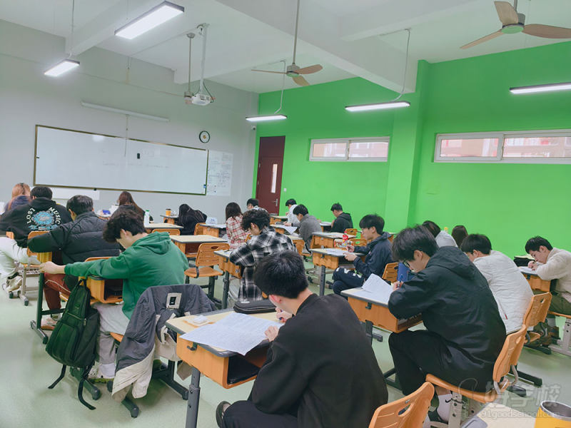学生上课