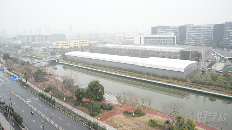 宿舍外景