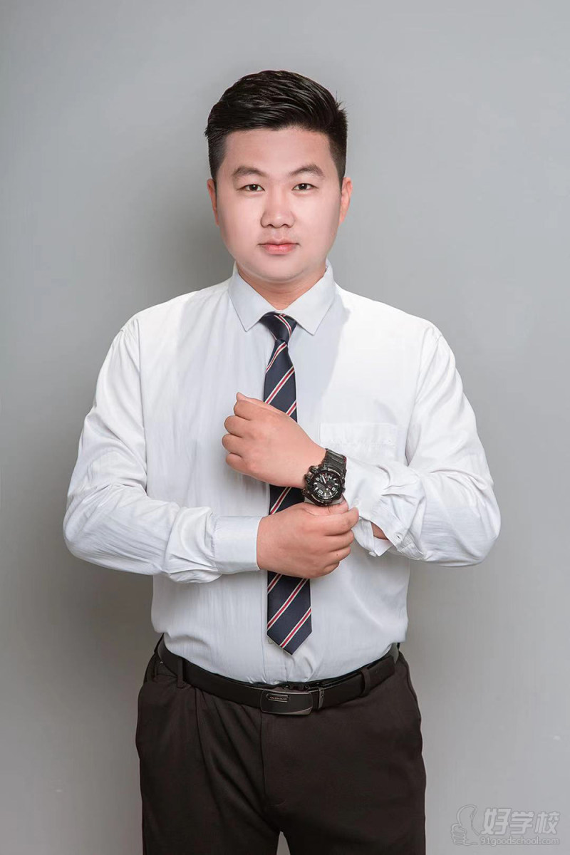 杨光路，现任嘉兴市瞰