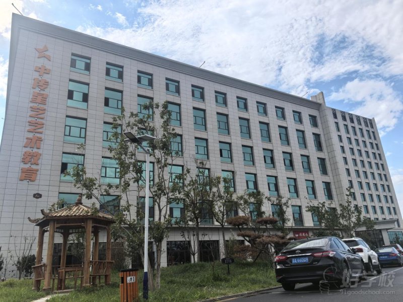 学校外观