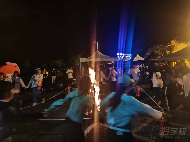 学员生活