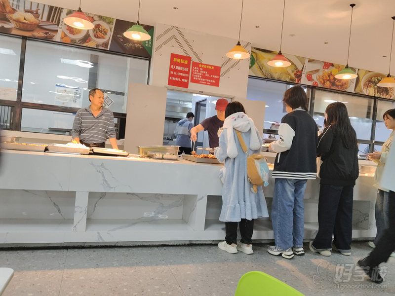 食堂 (4)